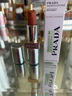 Prada Monochrome Hyper Matte Lipstick B02 Quartz